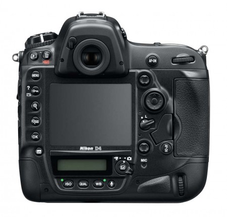 Nikon D4 Back 450x429 A Nikon D4   Concebida para expandir os limites