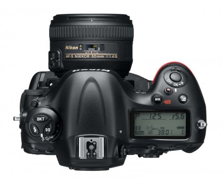 Nikon D4 Top 450x372 A Nikon D4   Concebida para expandir os limites